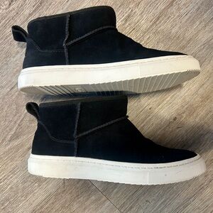 UGG Alameda Mini Boots S/N 1143786 Black Women’s US 7, UK 5, EU 38, Japan 24